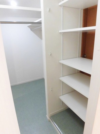 充実の水廻り設備とたっぷり収納で快適生活